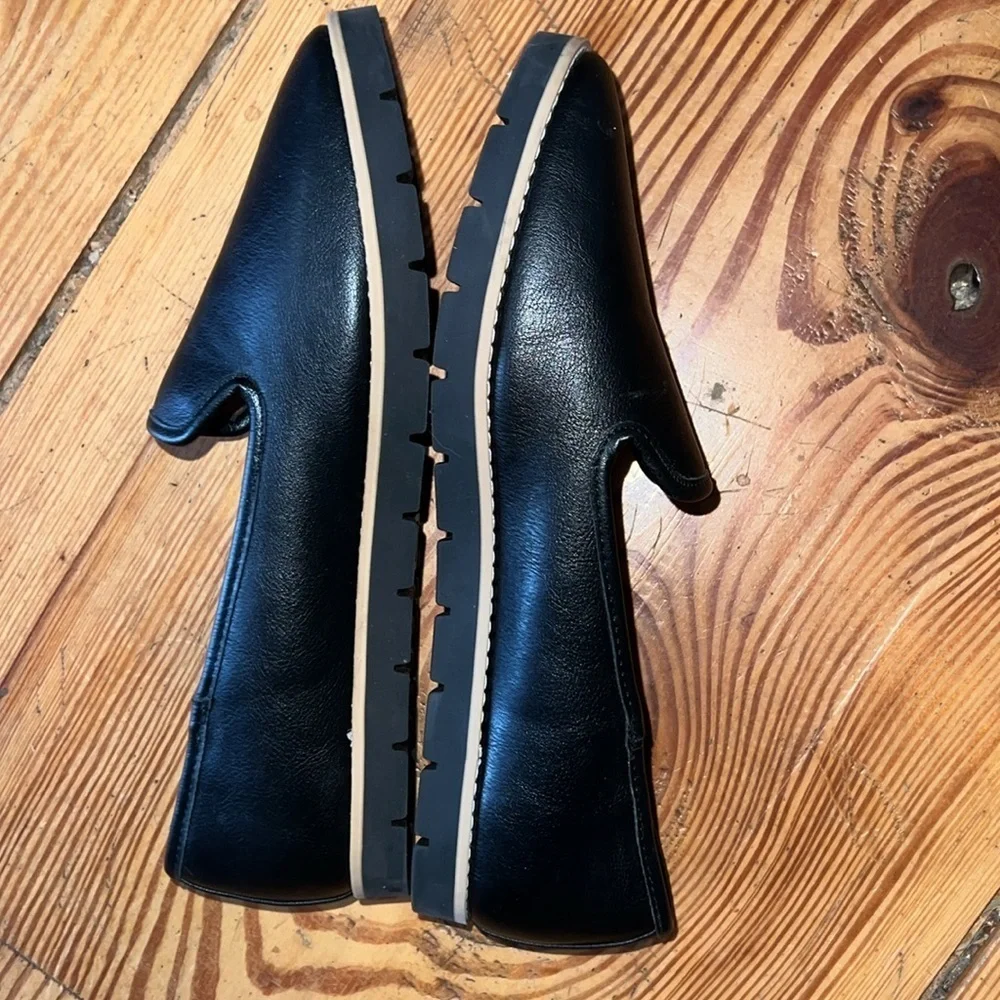 White Mountain Women's Black Vegan Leather Flats  Loafers 8.5